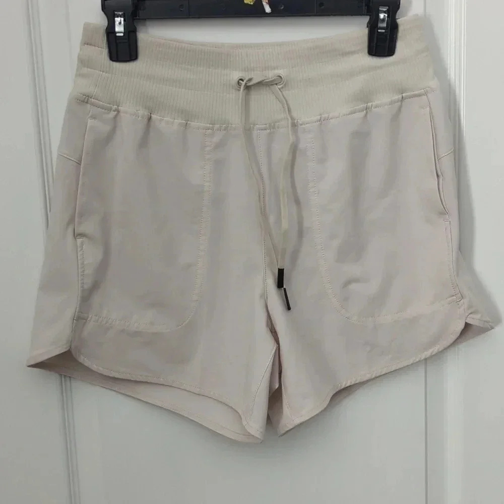 Alpine Design Women's 5" moonbeam Shorts - Picture 2 of 8